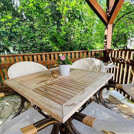 Ferienwohnungen An Der Salvatorkirche - Exklusiv-Apartments Mit Terrasse Coburg Luaran gambar