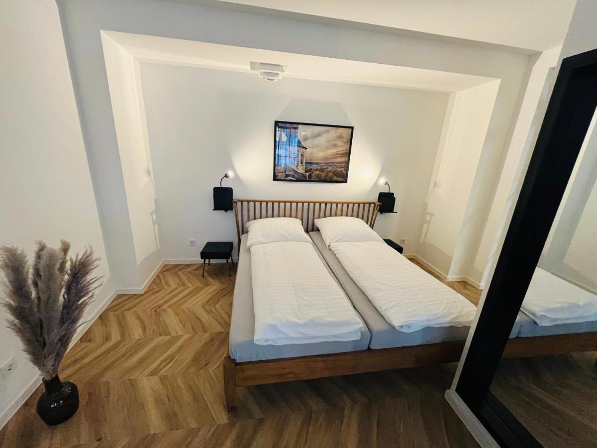 Ferienwohnungen An Der Salvatorkirche - Exklusiv-Apartments Mit Terrasse Coburg Luaran gambar